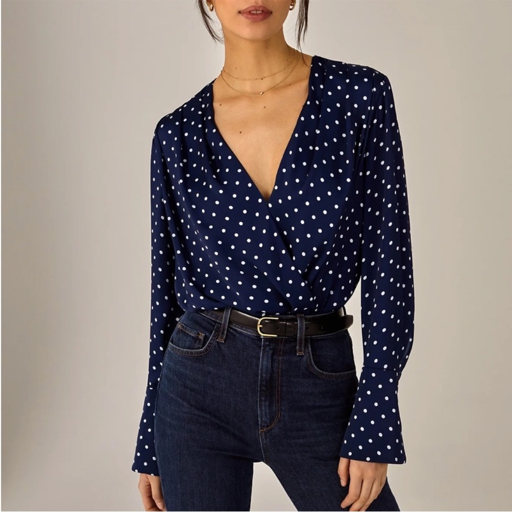 Favorite Daughter The Date Blouse (Long
Sleeve Bodysuit) in Navy SZ L.